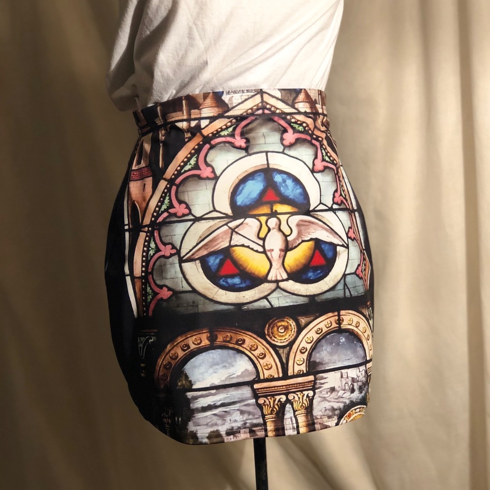 Cathedral Mini Skirt - Picture 2 of 6
